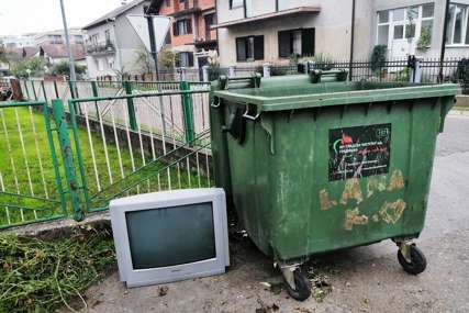 "Nikad ne znate kada će trgovine baciti stvari, sve je stvar sreće" Kopajući po smeću ZARADILA skoro 145.000 KM