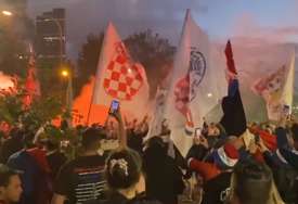 SKANDAL NA FINALU KUPA Hrvati nastavili sa ustaškim pozdravima, na terenu bilo i Srba (VIDEO, FOTO)