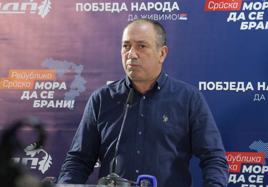 "Počinje duga i uzbudljiva noć" Crnadak tvrdi da ne postoji Dodikovo vodstvo i da će Trivićeva biti novi predsjednik Srpske