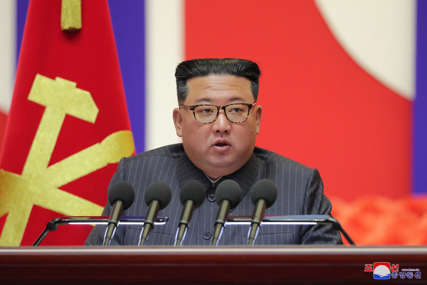 Kim čestitao rođendan Putinu "Rusija pouzdano brani dostojanstvo države i njene fundamentalne interese"
