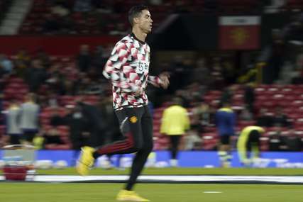 Okrenuo leđa treneru i saigračima: Ljuti Ronaldo napustio utakmicu prije kraja (VIDEO)