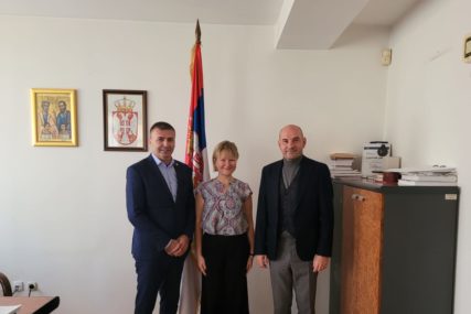 Nivo saradnje na izuzetnom nivou: Direktor Republičke uprave civilne zaštite Srpske u posjeti ambasadi Srbije