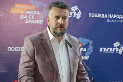 "Današnja porcija 'izdajnika i patriota' je standardni 'meni' vlasti" Vuković pozvao na zaštitu Vanje Bjelica-Prutina od verbalnog zlostavljanja