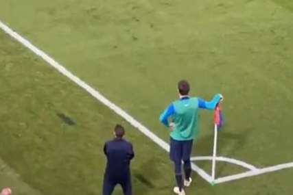 "Nou Kamp se tresao od zvižduka" Pike razbjesnio navijače Barselone (VIDEO)