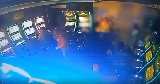 Ana i Damir maskirani i naoružani upali u kazino: Detalji pljačke u kojoj je uhapšen bračni par i jedan maloljetnik (VIDEO)