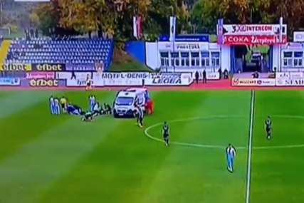 DRAMA U SRPSKOM FUDBALU Hitna pomoć uletila na teren poslije strašnog sudara igrača (VIDEO)