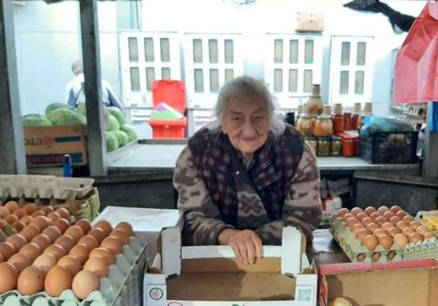"Razgovor lijek za mnoge boljke" Baka Vera (87) šest decenija je na pijaci, a hobi joj je sportska prognoza