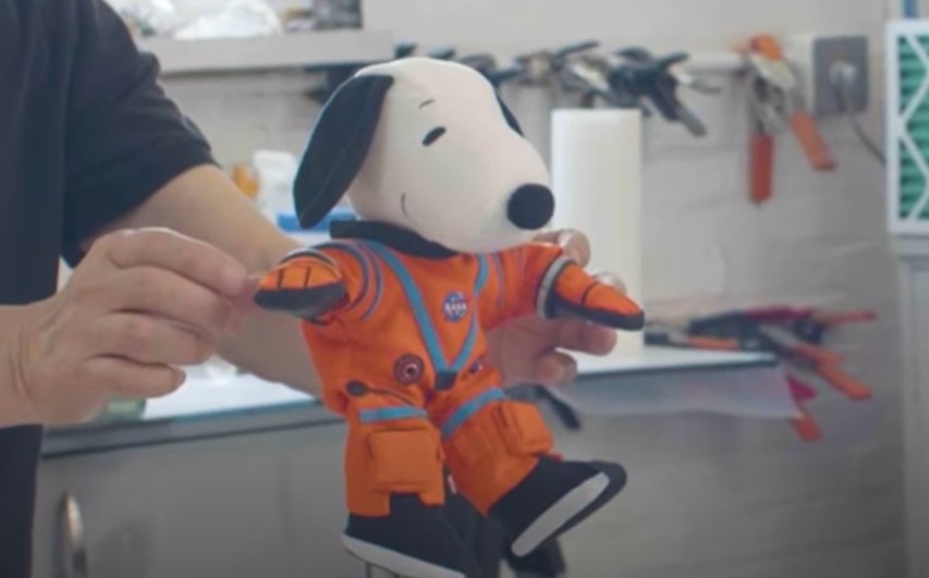 PLIŠANI ASTRONAUT Legendarni Snupi putuje u svemir u misiji "Artemis 1" (VIDEO)
