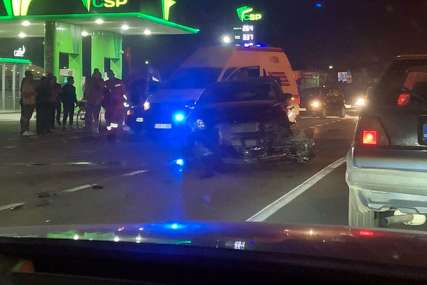 Saobraćajna nesreća kod Bijeljine: U sudaru učestvovalo 5 automobila (FOTO)