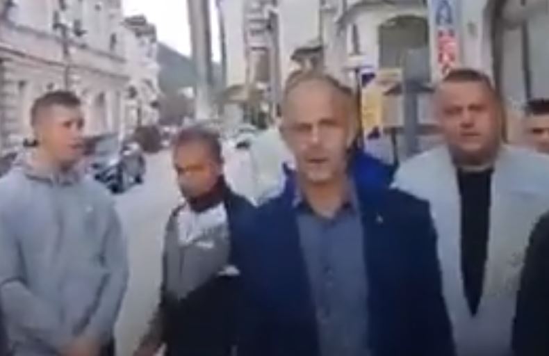 "U našem selu živi 70 ljudi, Dodik dobio 103 glasa" Bošnjaci iz Zvornika protestovali, tvrde da su pokradeni (VIDEO)