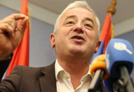Borenović reagovao na izjave Nikšića "Očigledna je sprega SDP i SNSD u izboru četvrtog delegata"