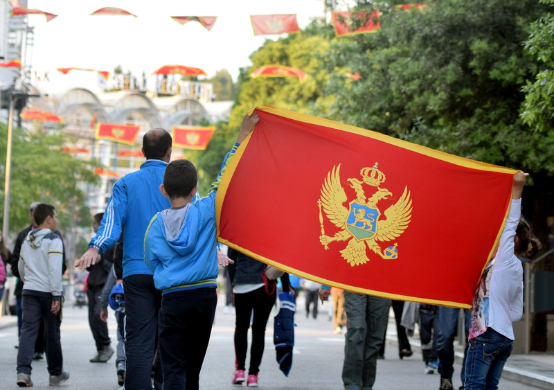 Važan dan za Crnu Goru: Ranim jutrom otvorena birališta na lokalnim izborima