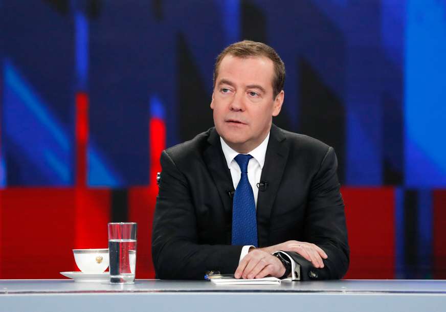 Prijeti mu kazna i do 10 godina zatvora: Ukrajina raspisala potjernicu za Dmitrijem Medvedevim