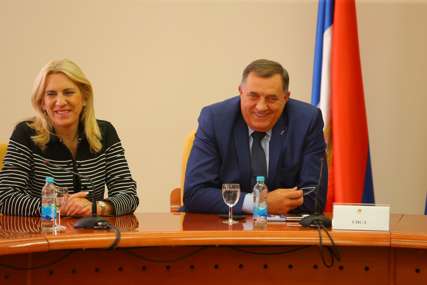 „Veoma korektna uloga Srbije“ Dodik najavio da će ista koalicija formirati Vladu Srpske, ali poziva i ostale (FOTO)
