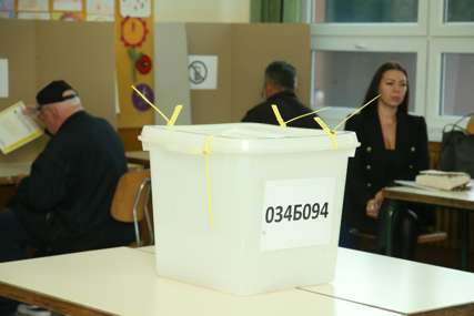 Pravo glasa ima 194.193 građana Banjaluke: Do 15 časova glasalo 42,75 odsto birača