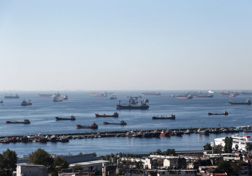 U luci kod Istanbula 40 brodova sa žitom: Nastavljena kontrola isporuka iz Ukrajine