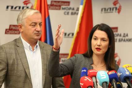 "Na više od 400 biračkih mjesta utvrđene nepravilnosti" Trivićeva i Borenović najavili krivičnu prijavu zbog izborne krađe
