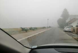 Vozači oprez: Na putevima magla i učestali odroni