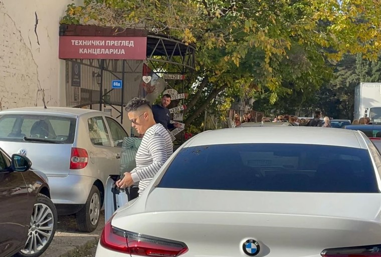 PRAVA ZVIJER Marija Šerifović ima novi automobil (VIDEO)
