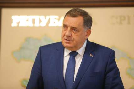 Dodik uputio iskrene čestitke “Univerzitet u Banjaluci važna karika u razvoju Srpske”
