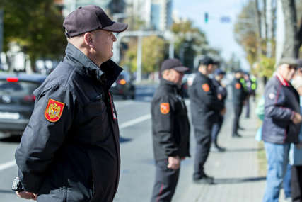 TENZIJE U MOLDAVIJI Policija rastjerala učesnike antivladinih protesta u centru Kišinjeva (VIDEO)