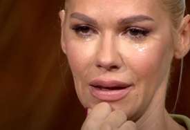 Nataša Bekvalac s knedlom u grlu jedva izustila "To što se desilo kćerki je moja najveća tuga" (VIDEO)