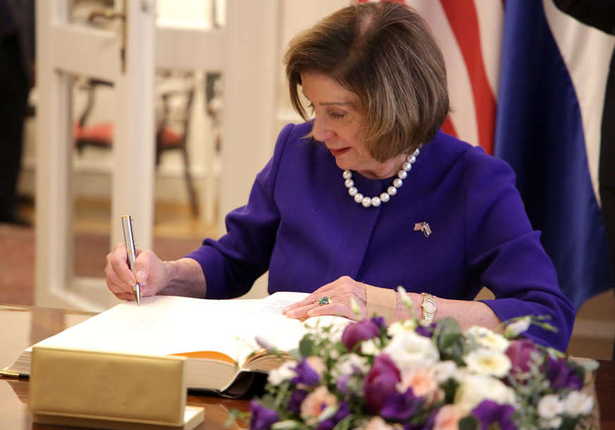 "Rusija krši ljudska prava u Ukrajini" Nensi Pelosi na samitu Krimske platforme u Zagrebu