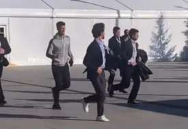 Pod budnim okom obezbjeđenja: Novak džogirao u Astani (VIDEO)