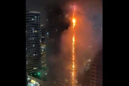Gori neboder u Istanbulu: Plamen zahvatio od prvog do posljednjeg sprata (VIDEO)
