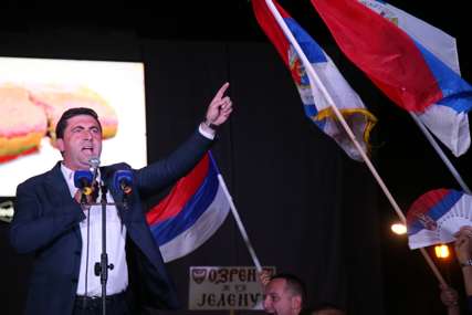 "Mi smo oni koji pišu istoriju" Petrović poručuje da je Trivićeva pobjednik i da će to dokazati zajedno sa narodom (FOTO)