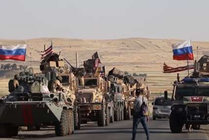 Ruku pod ruku: Ruski i američki vojnici zajedno patroliraju Sirijom
