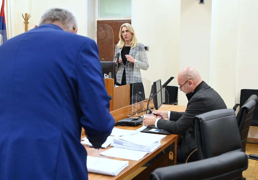 "Vlada RS je u više navrata olakšavala otplatu kredita" Predsjednica RS Željka Cvijanović svjedočila na suđenju bivšem premijeru Srpske