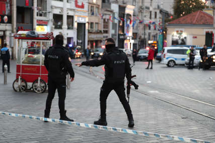 "Malo je falilo da baš tu pijemo kafu u tom trenutku" Turisti iz Srbije u šoku poslije napada u Istanbulu