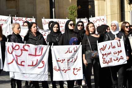 "Moje tijelo nije tvoja čast" Žene u Libanu traže veće kazne za nasilje i uznemiravanje (FOTO)