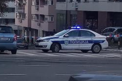 DETALJI PUCNJAVE NA RASKRSNICI Ranjeni mladić se kotrljao po ulici (FOTO)