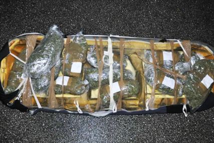 KRIO DROGU U TEGLAMA Pronađeno skoro 4 kilograma marihuana, podnesena krivična prijava
