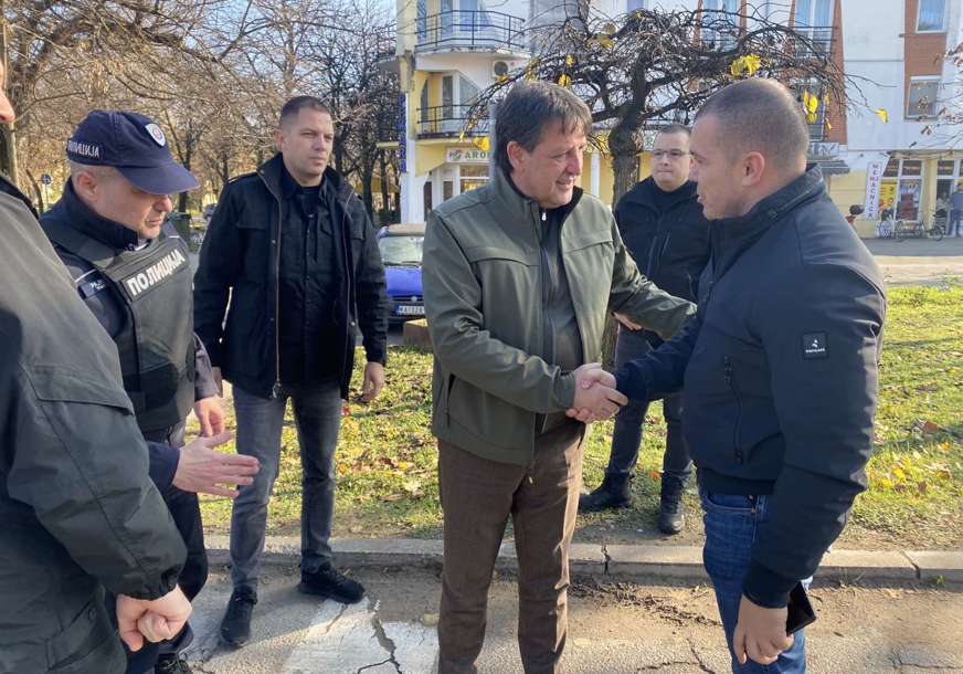 "Građani Srbije moraju biti bezbjedni" Bratislav Gašić se oglasio povodom hapšenja migranata na Horgošu
