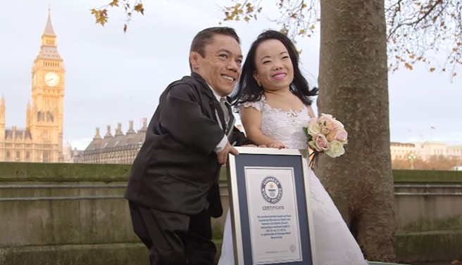 NAJNIŽI PAR NA SVIJETU Zajedno nemaju ni dva metra, u braku uživaju već 6 godina (VIDEO, FOTO)