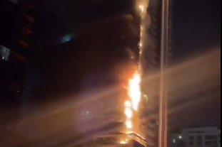 Veliki požar u Dubaiju: Zapalila se zgrada blizu Burdž Kalife (VIDEO)
