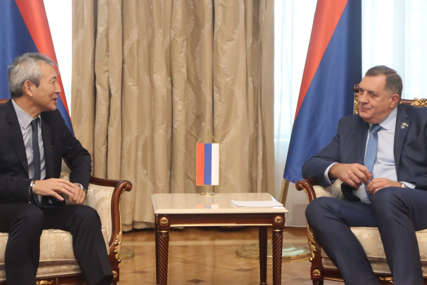 Dodik se sastao sa ambasadorom Japana u BiH "Srpska ostaje posvećena slovu Dejtona" (FOTO)