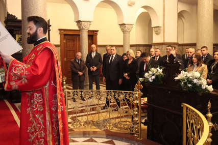Svečano u Hramu Hrista Spasitelja: Zvaničnici i poslanici Srpske položili vjerski dio zakletve (FOTO)