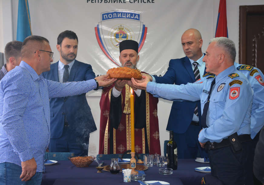 MUP Srpske obilježava krsnu slavu: U Prijedoru odata počast za 74 pripadnika policije