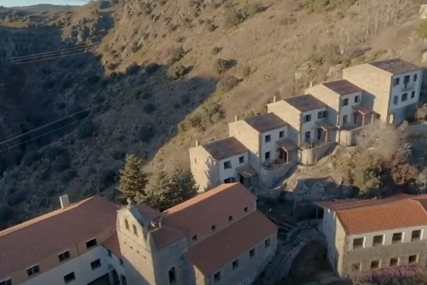 Prodato selo Salto de Kastro u Španiji:  Novi vlasnik otkrio svoje planove (VIDEO)