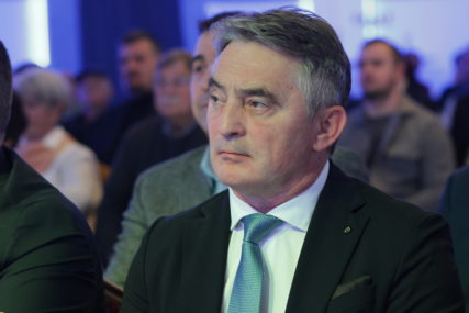 Komšić danas preuzima funkciju: Rotacija na poziciji predsjedavajućeg Predsjedništva BiH