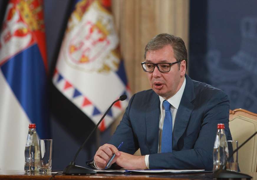 Aleksandar Vučić se obratio zapadnim partnerima "Koji od 6 dokumenata želite da poštujete?" (VIDEO)