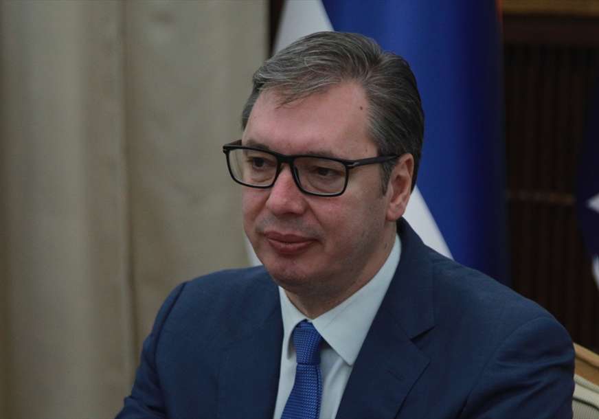„Odluka je jednoglasna“ Vučić poručio da će Srbija ujutru poslati zahtjev za VRAĆANJE VOJSKE NA KOSOVO