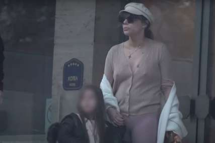 NOVI SKANDAL ANE NIKOLIĆ Pjevačica uhvaćena kako sa kćerkom dezorijentisana šeta gradom (VIDEO)