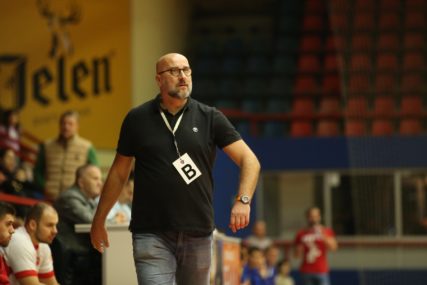 NAPUSTIO DOBOJ Maglaj predstavio novog trenera (FOTO)