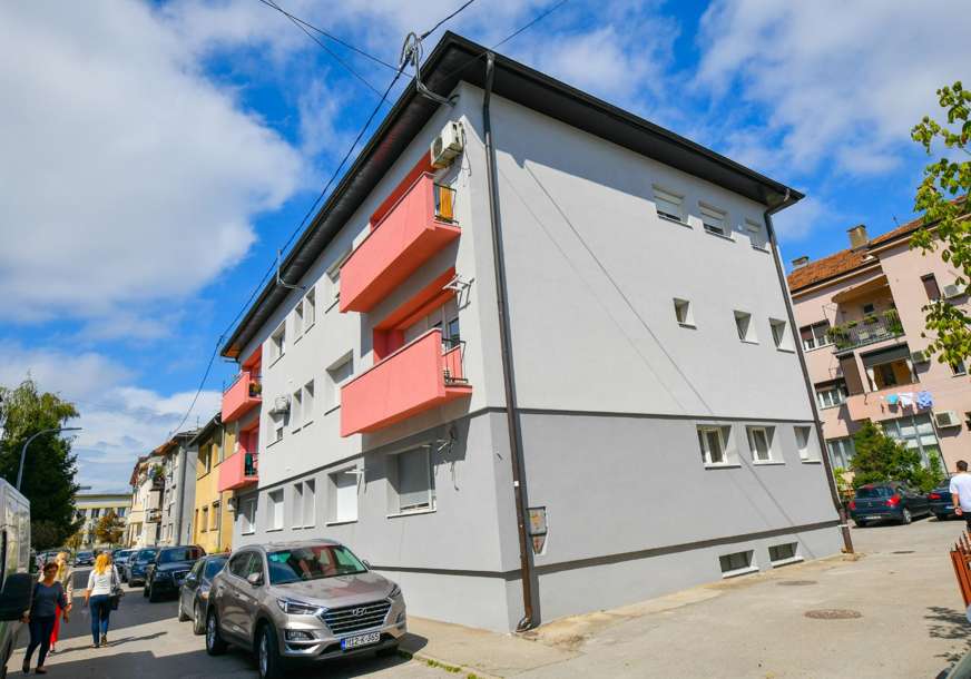 ISPUNILI USLOVE Nove fasade na više stambenih zgrada