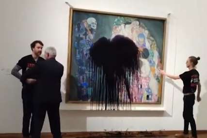 NOVA ŽRTVA KLIMATSKIH AKTIVISTA Klimtovu sliku “Smrt ili život” posuli farbom (VIDEO)
